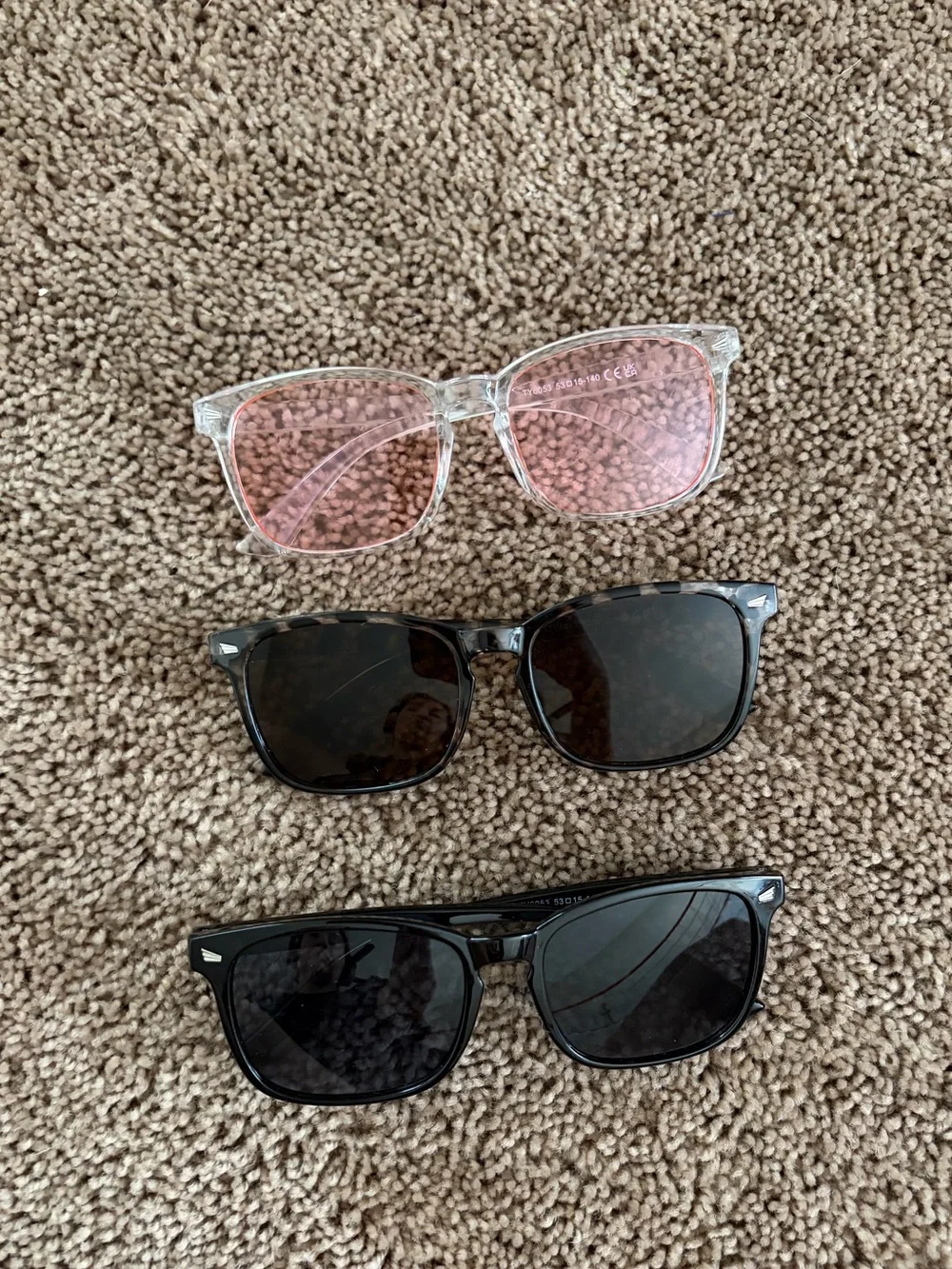 N/A three pairs